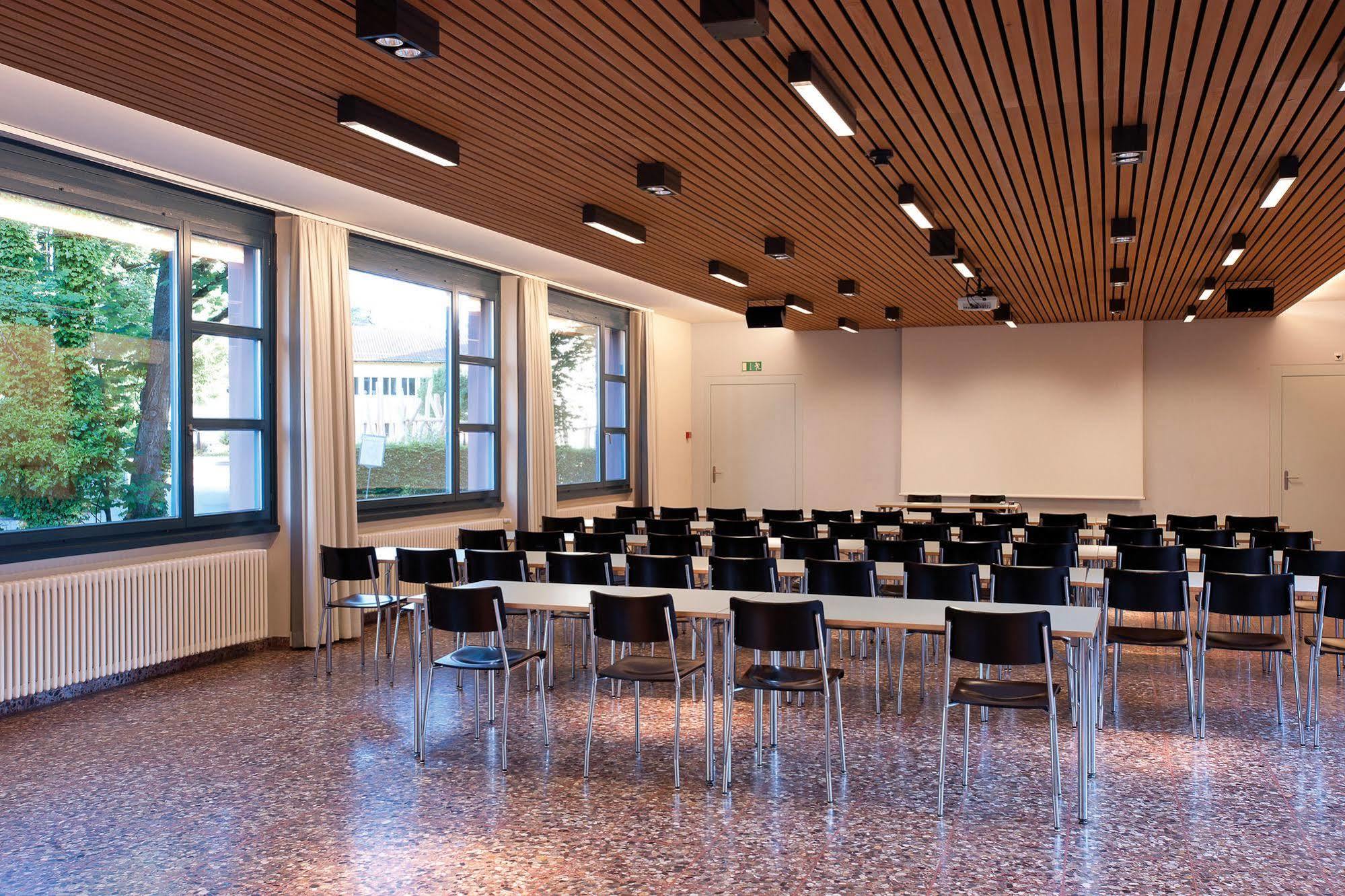Zurich Youth Hostel Bagian luar foto